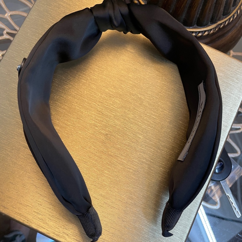 Prada - Picture 5 of 10